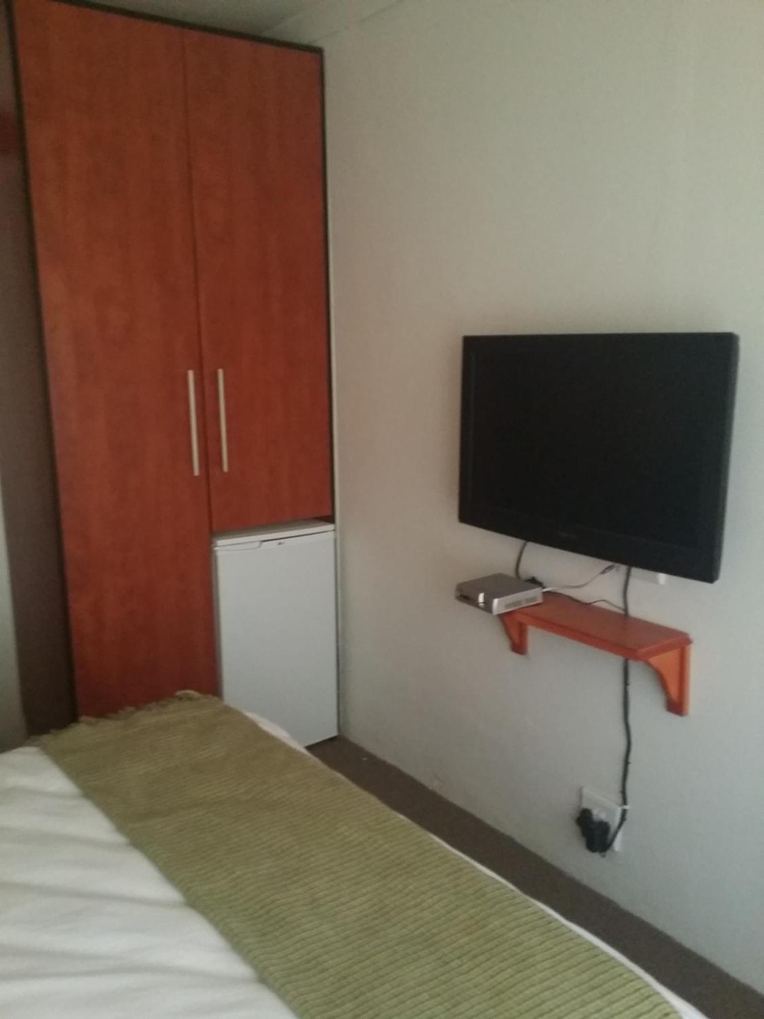 Alicia'S B&B Roodepoort Quarto foto